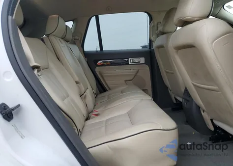 2010 Lincoln Mkx z USA, uszkodzony, nr VIN 2LMDJ6JC5ABJ13758